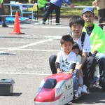 こども広場「ミニ新幹線」