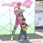 同じ変身ベルトだよ！・仮面ライダーエグゼイドと握手＆撮影会