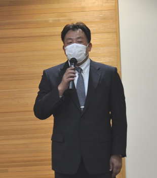 新しく組織部長兼アドバイザーに採用された長谷川浩一さん