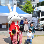 ねぇももりん！だっこぉ～！