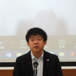 主催者を代表して挨拶する大槻会長代行