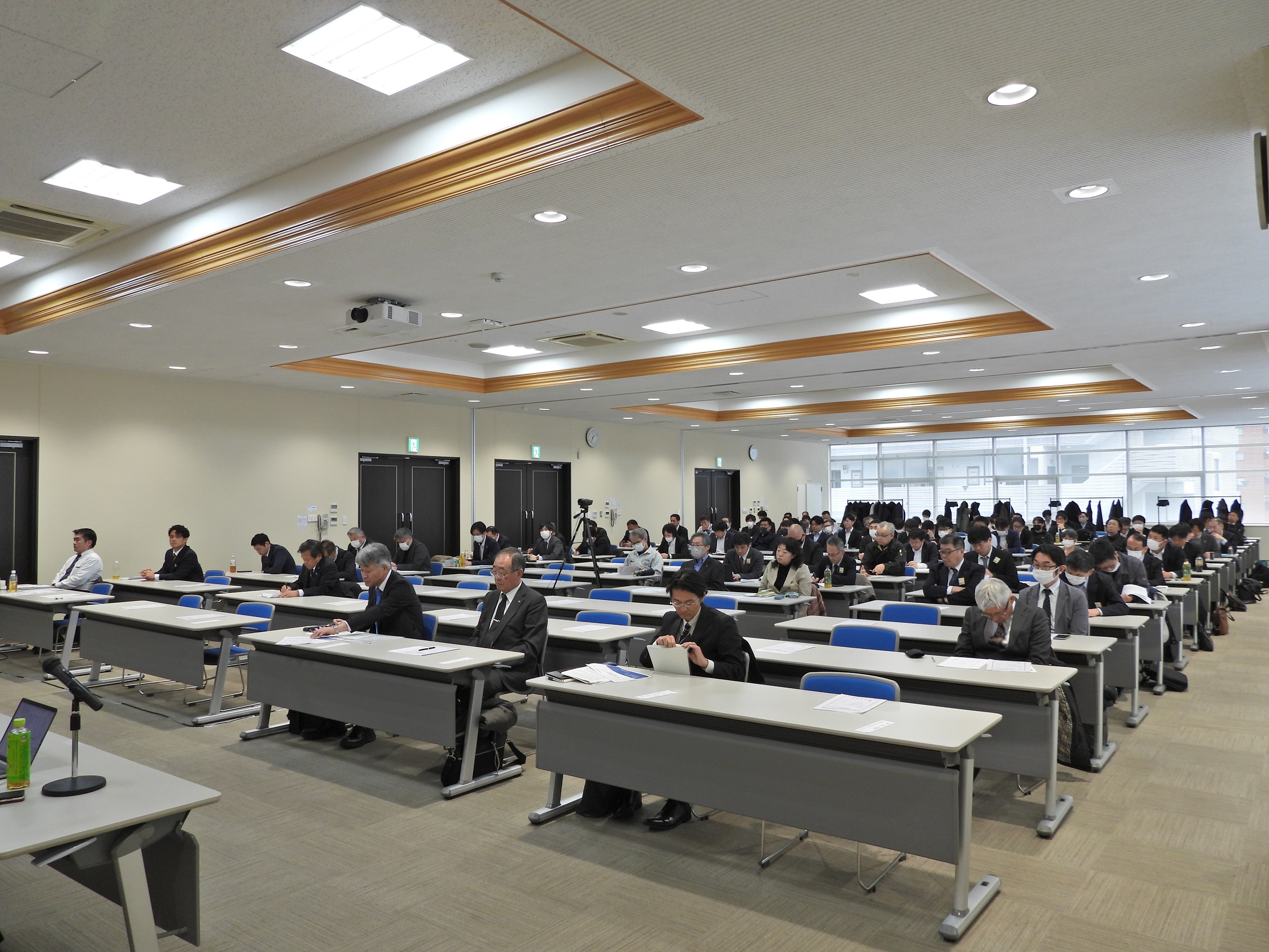 会場の様子-1